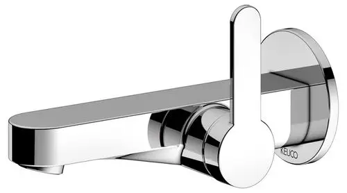 Wandmontierter Wasserhahn von Keuco mit einem schlichten Design und einem langen Auslauf. Der Bedienhebel ist in der Mitte positioniert und ermöglicht eine einfache Handhabung.